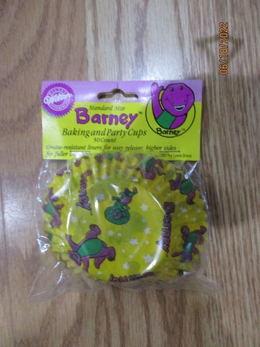 Barney standard size cupcake - standard,