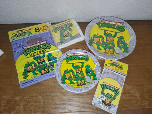 Vintage kids party tableware - party,