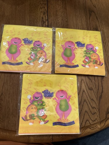 Packs sing with - with, barney